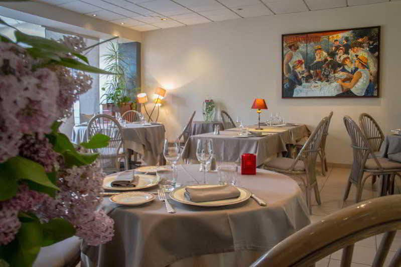 Logis L'Ermitage Hotel & Restaurant Saulges Εξωτερικό φωτογραφία